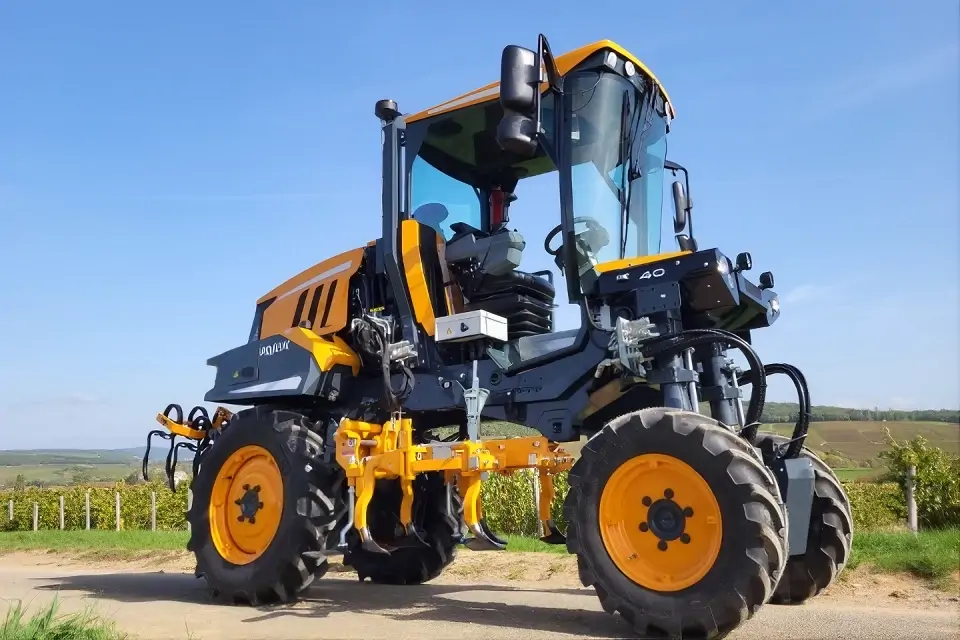 Tracteur enjambeur OPTIMUM 40