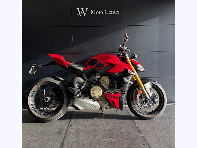 Photo Ducati STREETFIGHTER V4 s  
