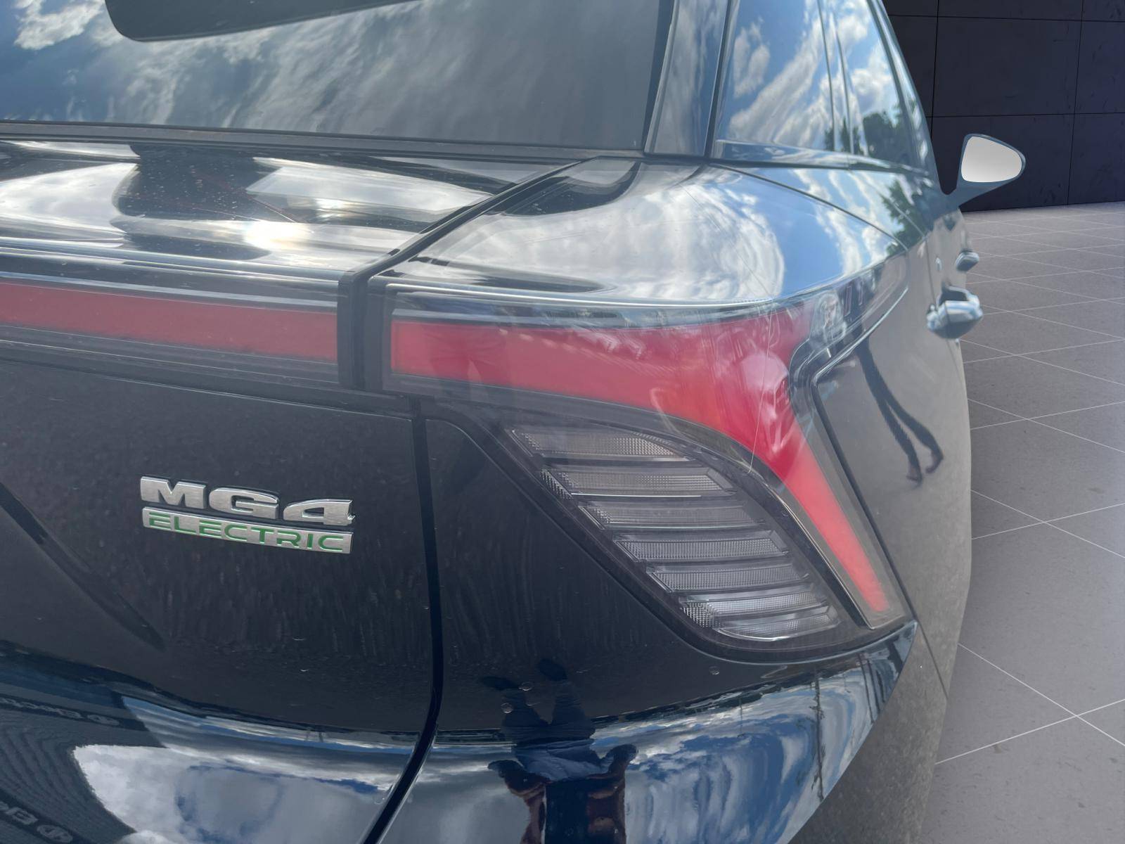 Image MG 4 Luxury   204 ch 