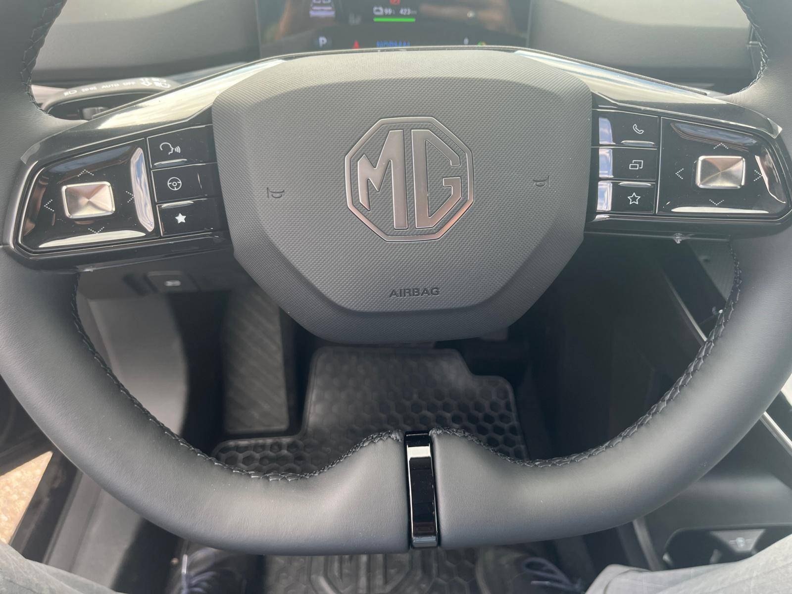 Image MG 4 Luxury   204 ch 