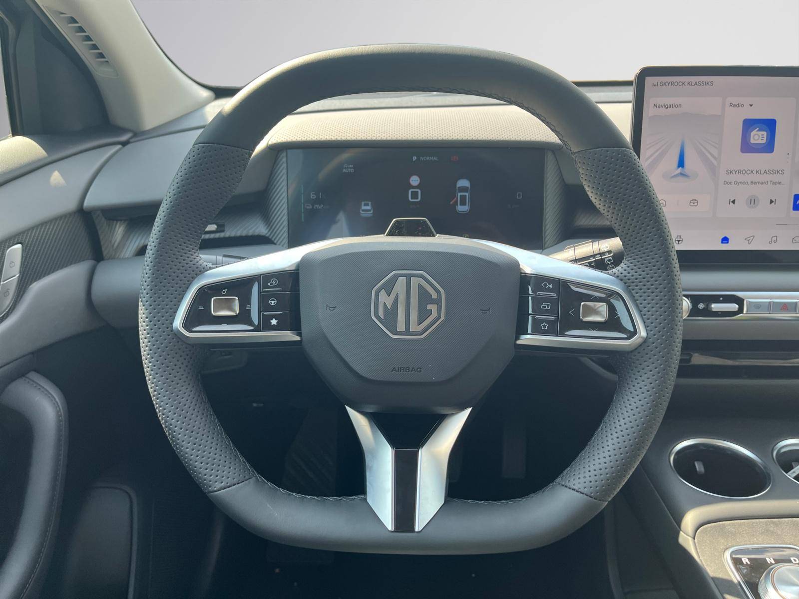 Image MG MGS5 EV Luxury 64KWH  MGS5 EV 64 KWH LUXURY