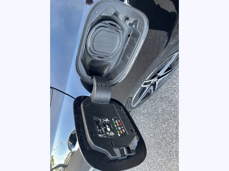 Image Mercedes-Benz CLASSE C BERLINE Classe C 300 e Hybrid EQ Berline AMG Line  Classe C 300 e Hybrid EQ Berline AMG Line