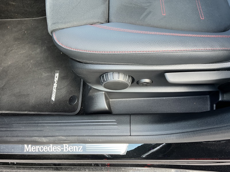 Image Mercedes-Benz CLASSE B 200 d AMG Line  Classe B 200 d AMG Line