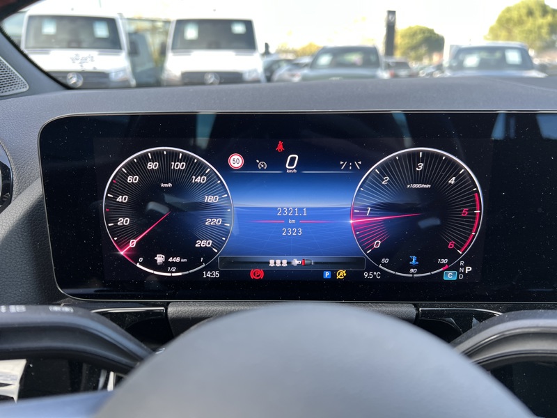 Image Mercedes-Benz CLASSE B 200 d AMG Line  Classe B 200 d AMG Line