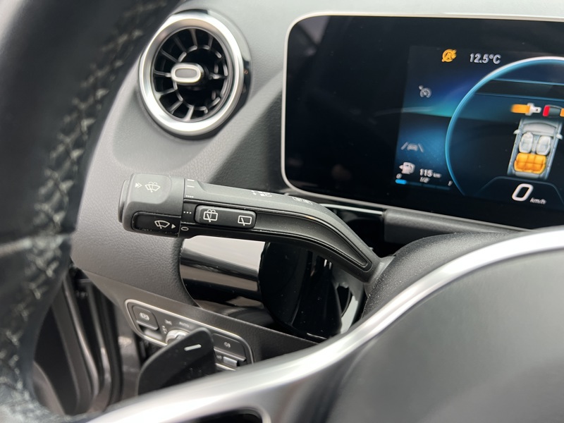 Image Mercedes-Benz GLA 200 d Progressive Line  GLA 200 CDI SENSATION 7G-DCT