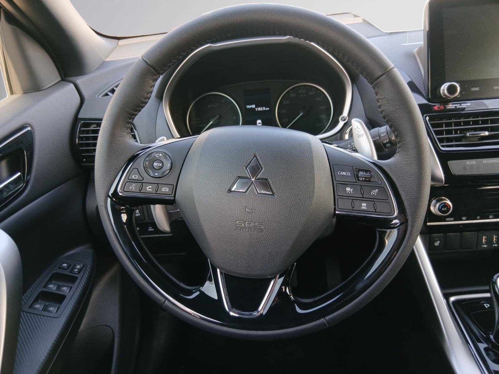 Image Mitsubishi ECLIPSE CROSS 2.4 Twin Motor 4WD Intense  ECLIPSE CROSS PHEV INTENSE MY23