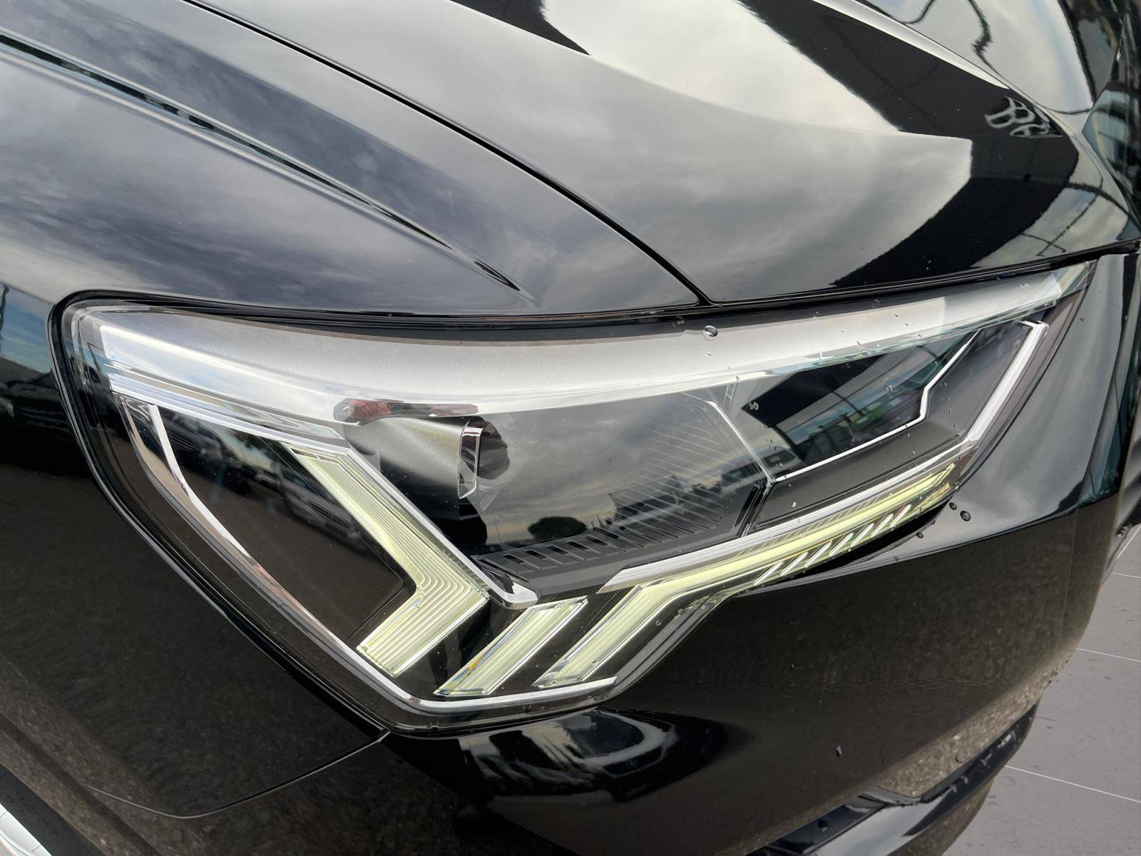 Image Audi Q3 35 TDI S line  2.0 150 ch S-tronic7