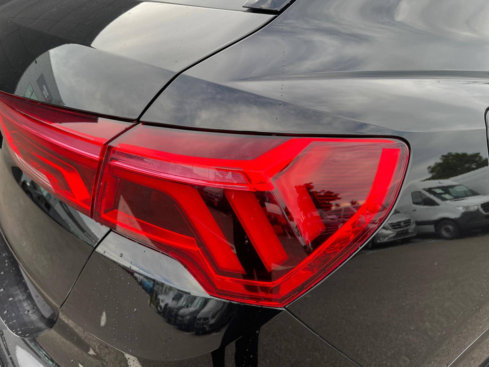 Image Audi Q3 35 TDI S line  2.0 150 ch S-tronic7