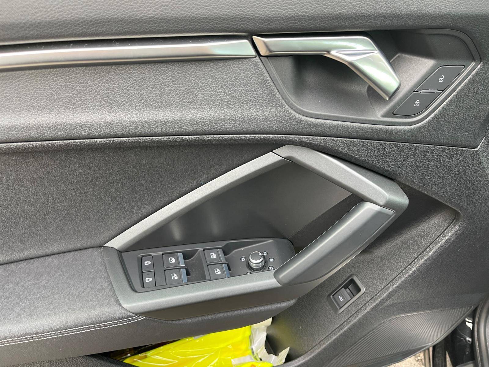 Image Audi Q3 35 TDI S line  2.0 150 ch S-tronic7