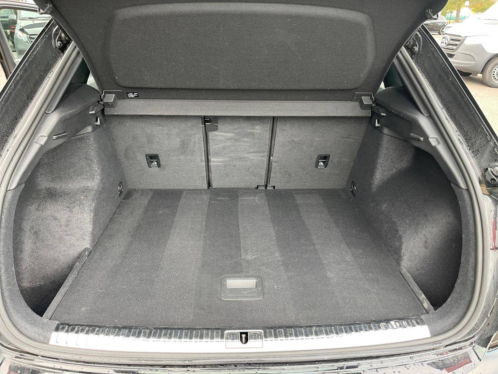 Image Audi Q3 35 TDI S line  2.0 150 ch S-tronic7