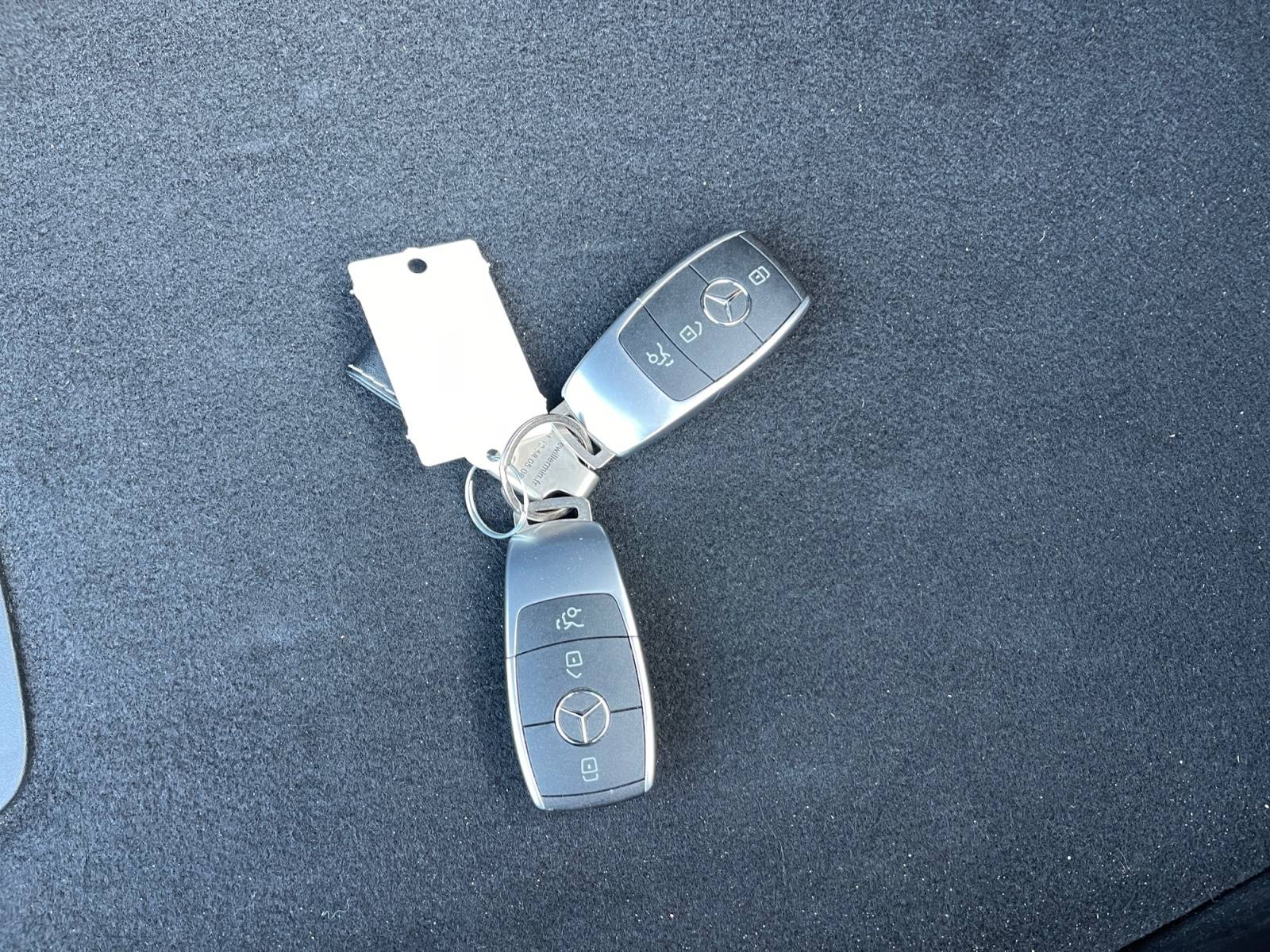 Image Mercedes-Benz CLASSE C BERLINE Classe C 300 de Berline AMG Line  C300 DE 9G-TRONIC AMG LINE