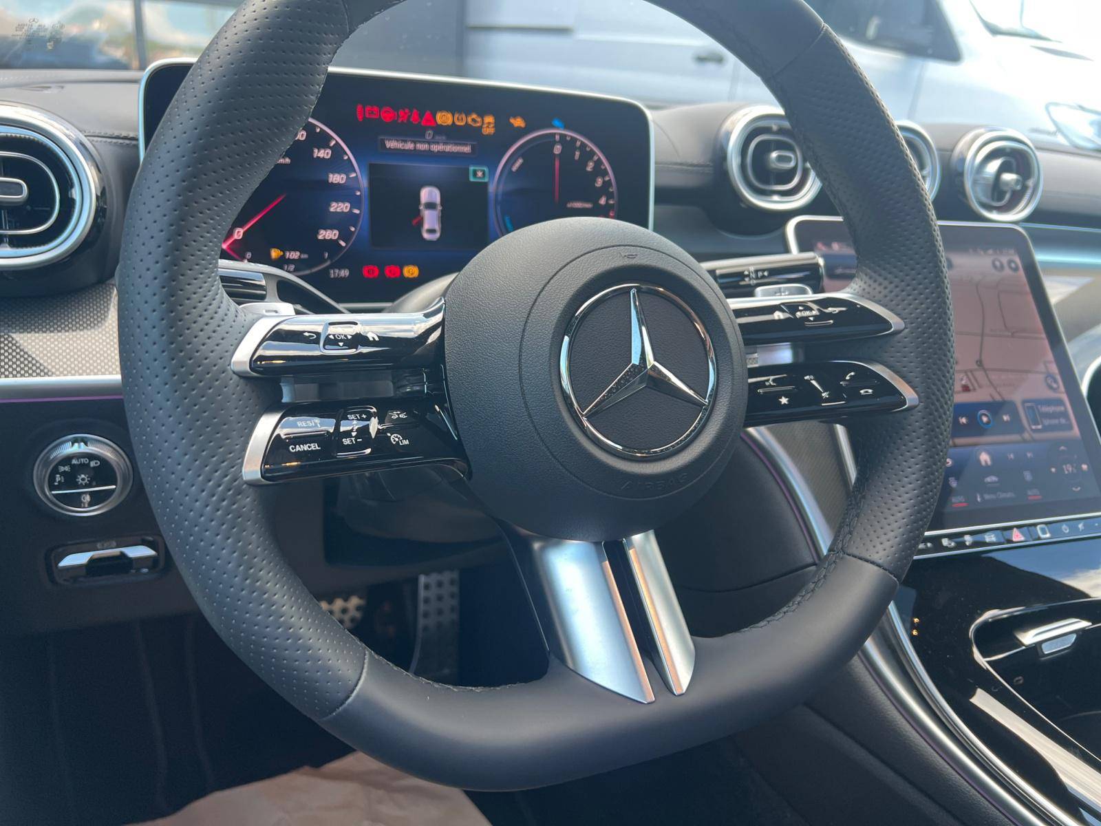 Image Mercedes-Benz CLASSE C BERLINE Classe C 300 de Hybrid EQ Berline AMG Line  Classe C 300 d e Hybrid EQ Berline AMG Line