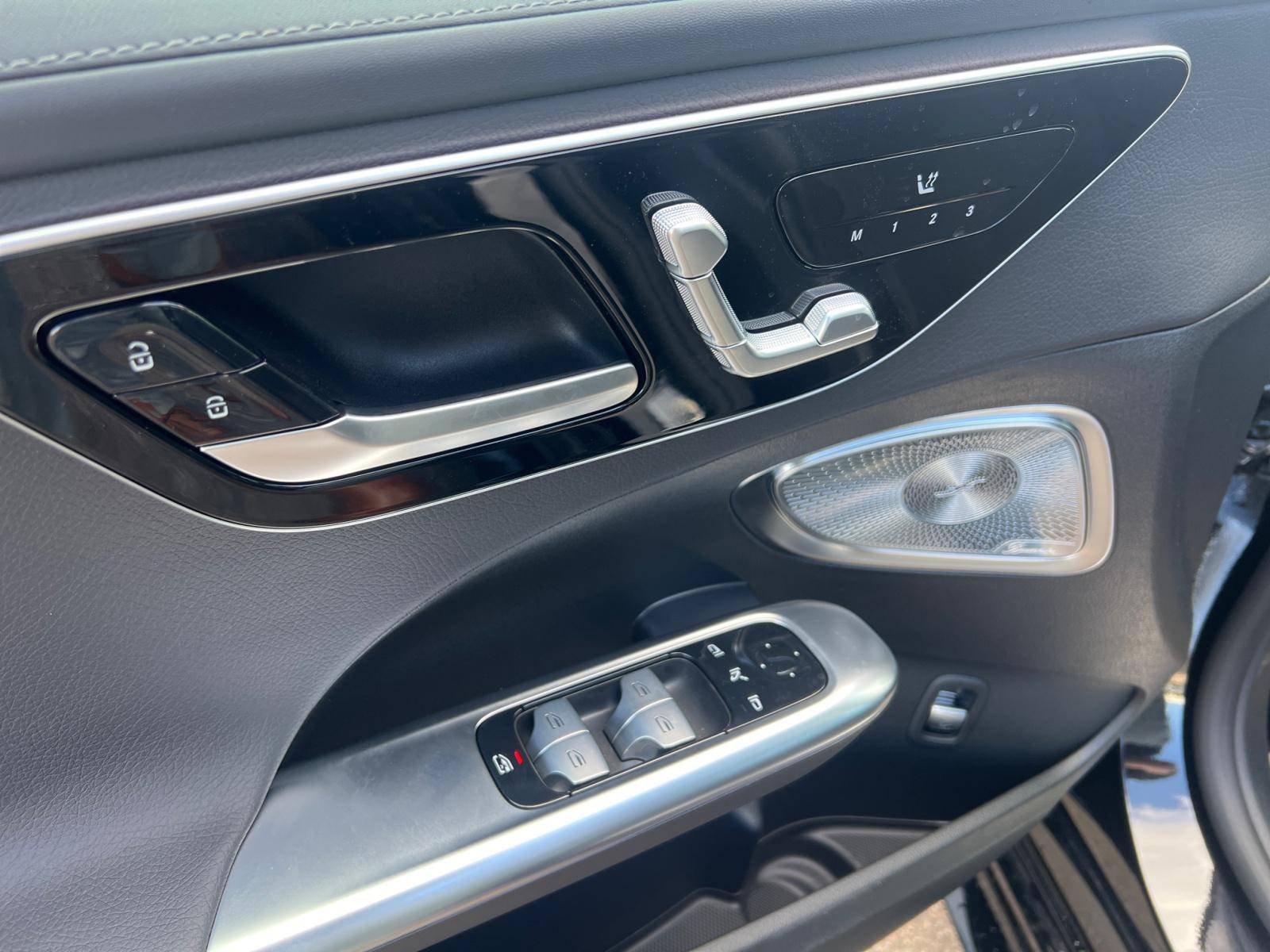 Image Mercedes-Benz CLASSE C BERLINE Classe C 300 de Hybrid EQ Berline AMG Line  Classe C 300 d e Hybrid EQ Berline AMG Line