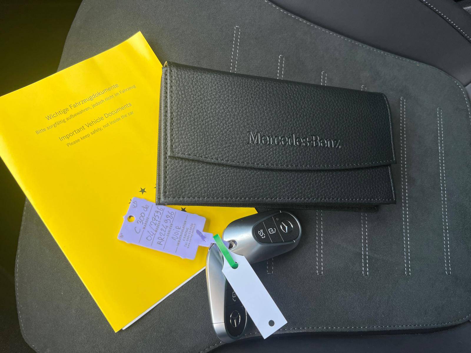 Image Mercedes-Benz CLASSE C BERLINE Classe C 300 de Hybrid EQ Berline AMG Line  Classe C 300 d e Hybrid EQ Berline AMG Line