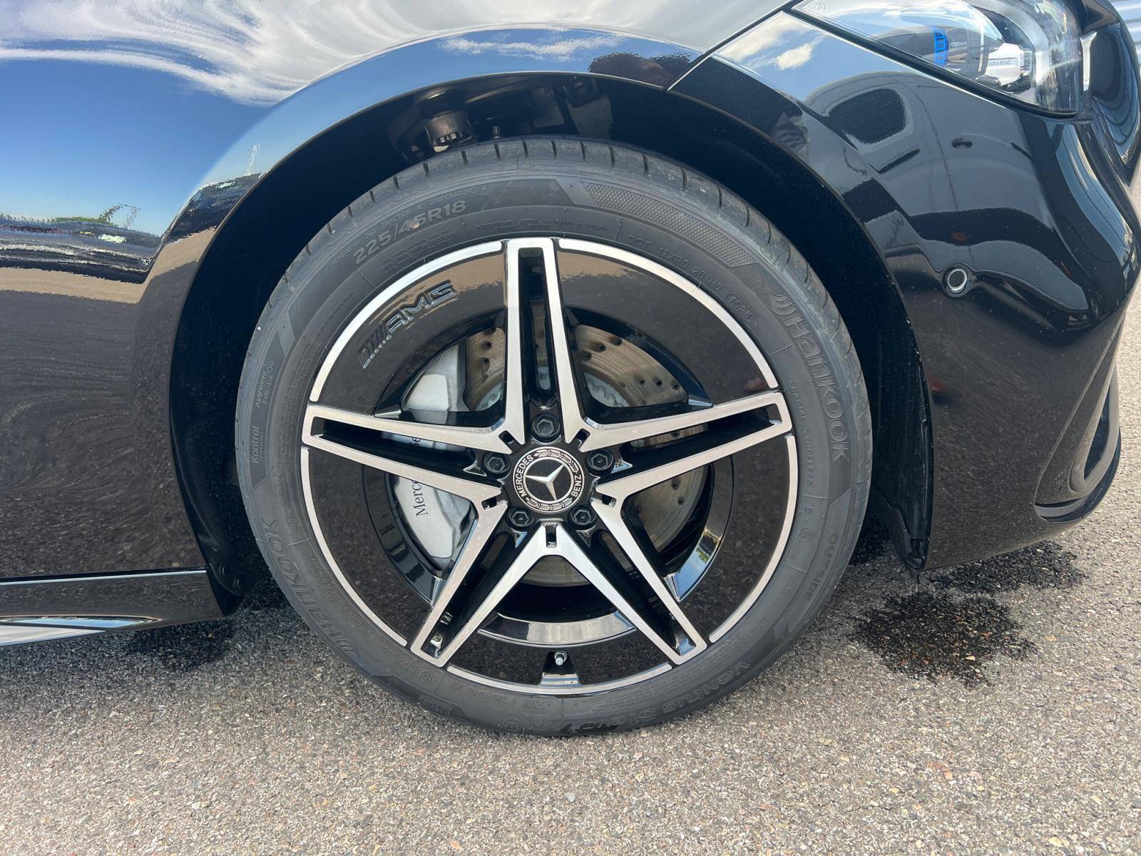 Image Mercedes-Benz CLASSE C BERLINE Classe C 300 de Hybrid EQ Berline AMG Line  Classe C 300 d e Hybrid EQ Berline AMG Line