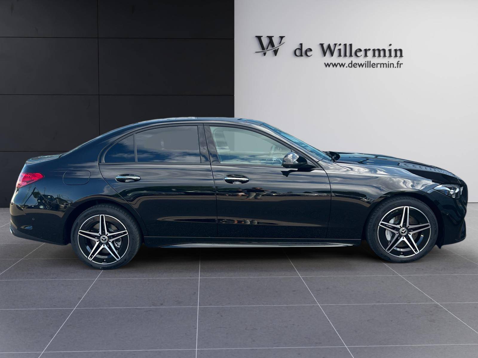 Image Mercedes-Benz CLASSE C BERLINE Classe C 300 de Hybrid EQ Berline AMG Line  Classe C 300 d e Hybrid EQ Berline AMG Line