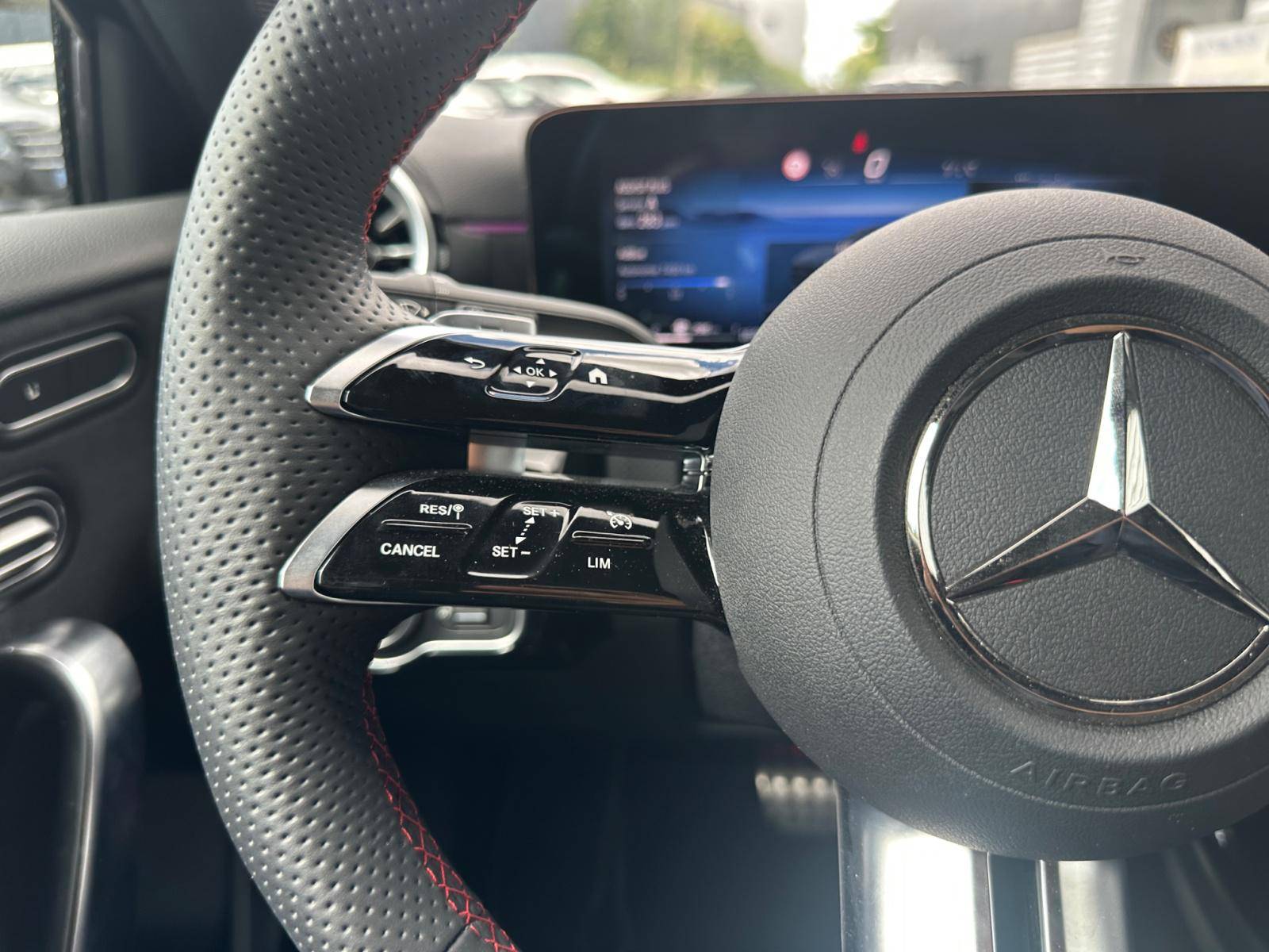 Image Mercedes-Benz CLASSE A 200 d AMG Line  Classe A 200 d AMG Line