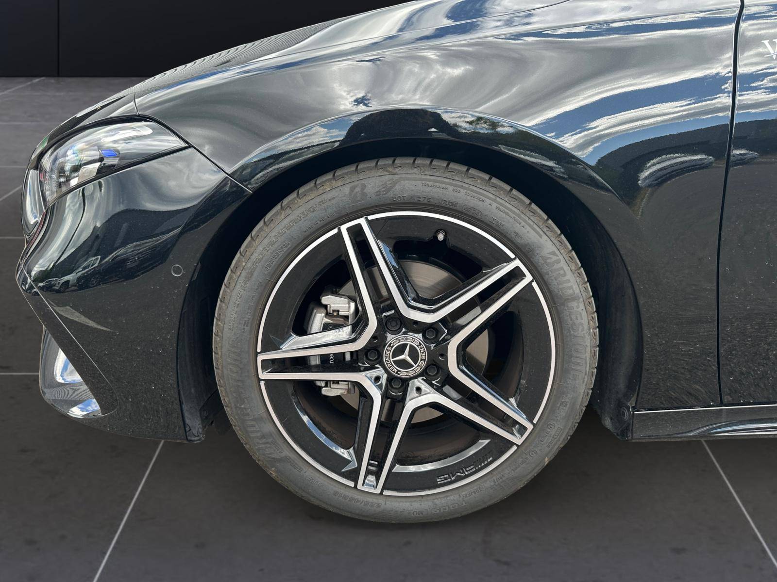 Image Mercedes-Benz CLASSE A 200 d AMG Line  Classe A 200 d AMG Line