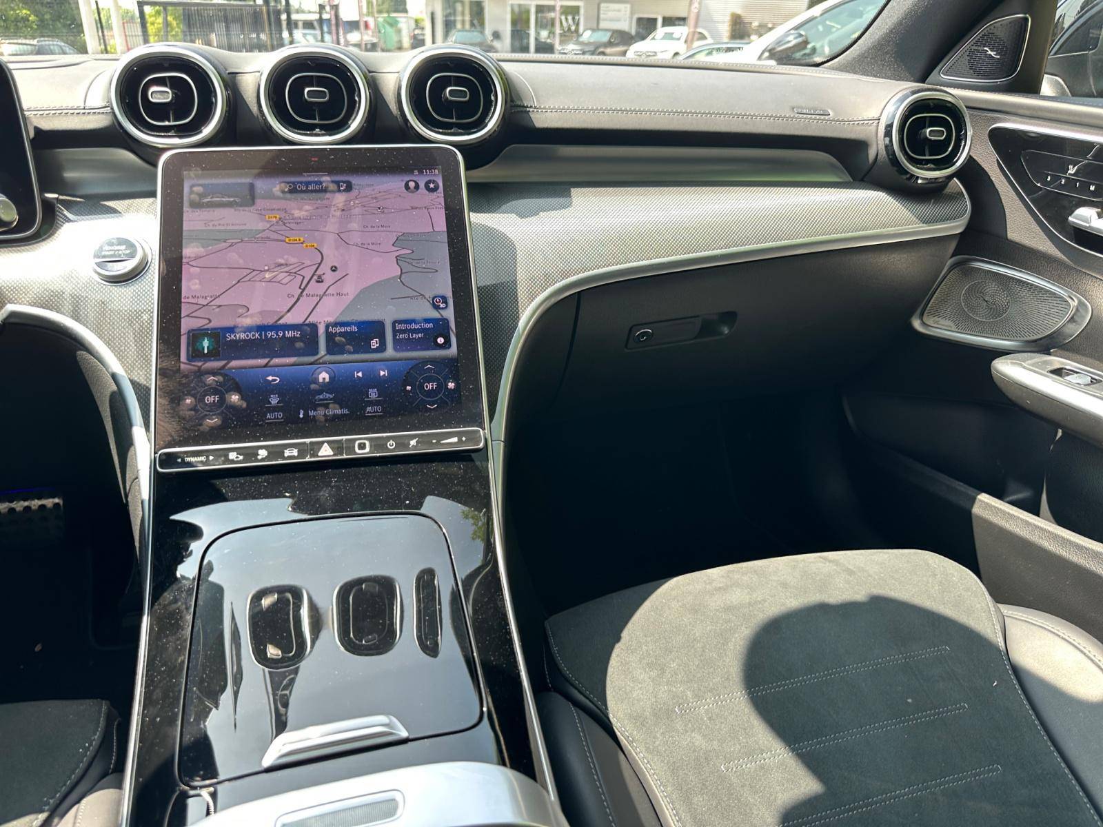 Image Mercedes-Benz CLASSE C BERLINE Classe C 300 de Berline AMG line  Classe C 300 d e Hybrid EQ Berline AMG Line