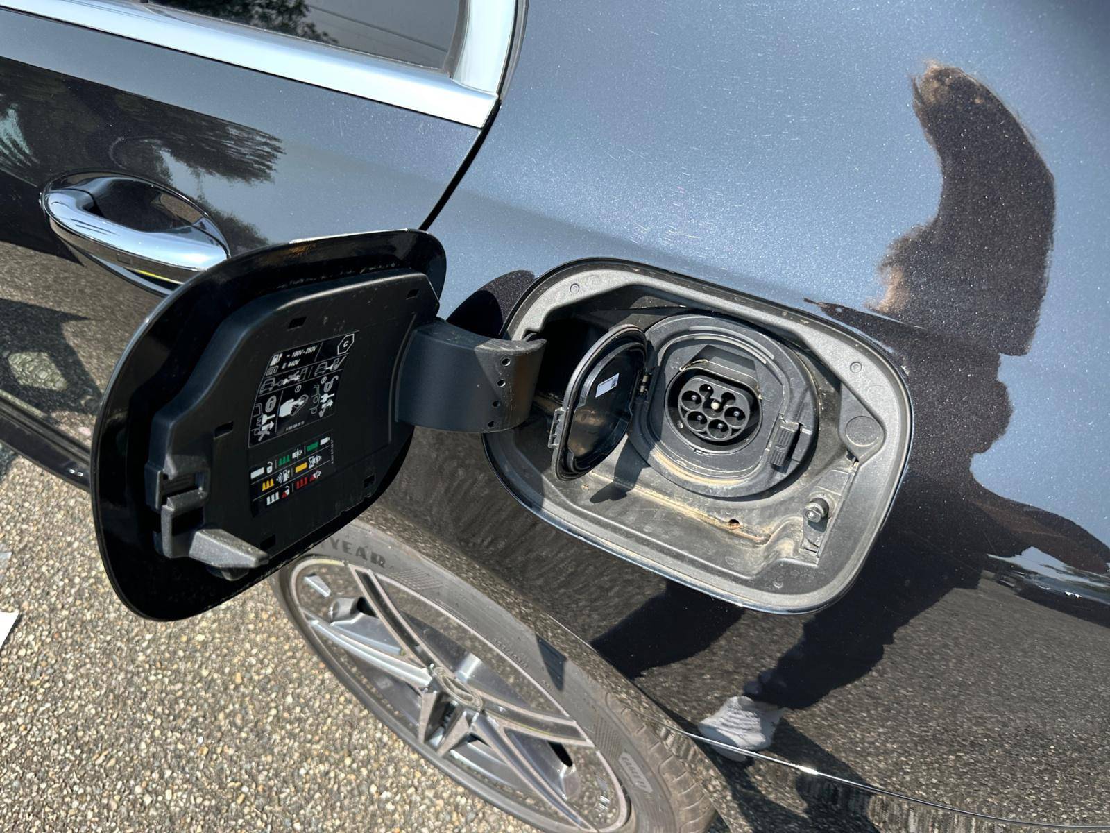 Image Mercedes-Benz CLASSE C BERLINE Classe C 300 de Berline AMG line  Classe C 300 d e Hybrid EQ Berline AMG Line