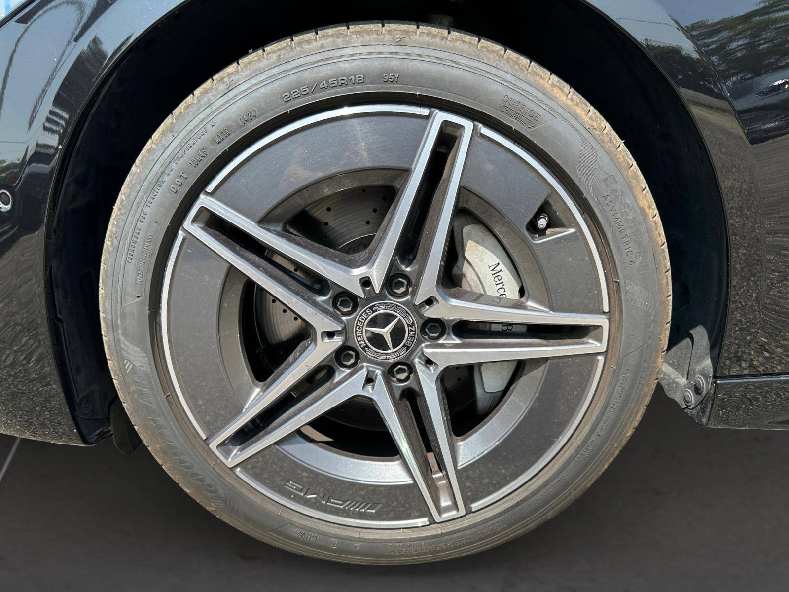 Image Mercedes-Benz CLASSE C BERLINE Classe C 300 de Berline AMG line  Classe C 300 d e Hybrid EQ Berline AMG Line