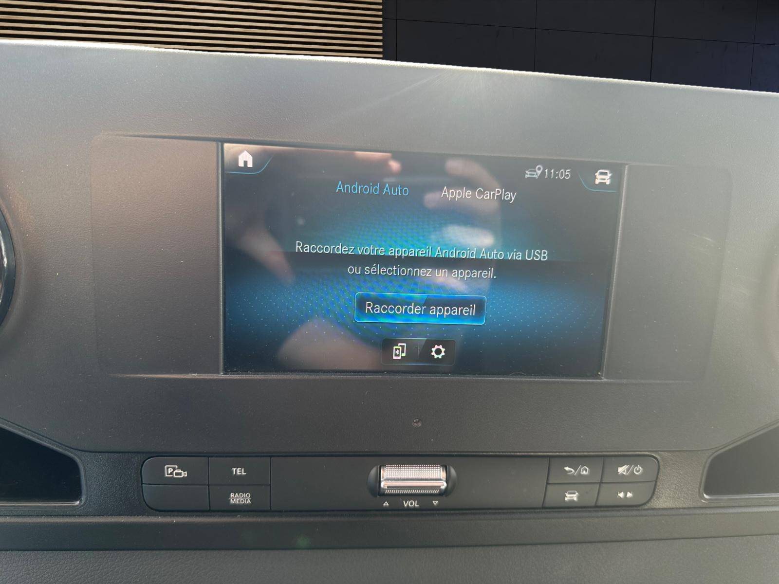 Image Mercedes-Benz SPRINTER 315 CDI Fourgon Toit sureleve Long  SPRINTER FGN 315 CDI 43 3.5T RWD FIRST