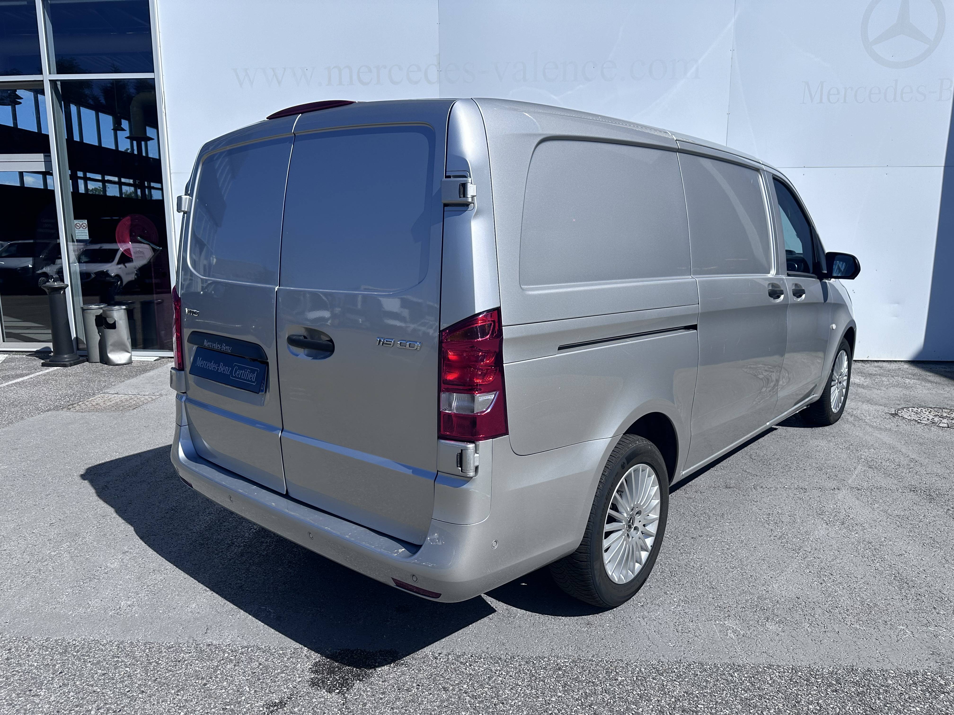 Image Mercedes-Benz VITO 119 CDI Fourgon Long  VITO FOURGON 119 CDI LONG BVA RWD PRO