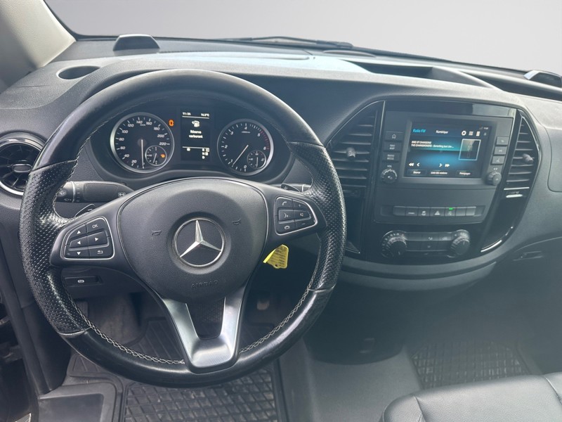 Image Mercedes-Benz VITO 114 CDI Fourgon Compact  VITO FOURGON 114 CDI COMPACT BVA RWD SELECT