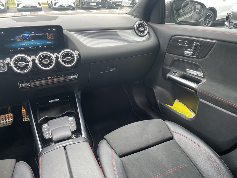 Image Mercedes-Benz GLA 200 d AMG Line  