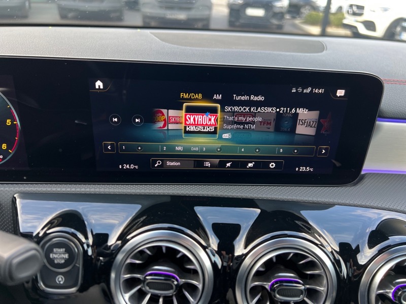 Image Mercedes-Benz CLA SHOOTING BRAKE CLA 220 d Shooting Brake AMG Line  CLA Shooting Brake 220 d 8G-DCT AMG Line