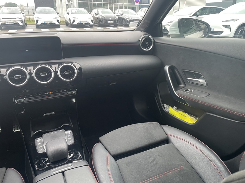 Image Mercedes-Benz CLASSE A A 200 d Compacte  