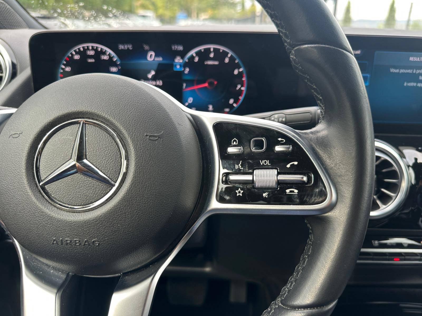 Image Mercedes-Benz CLASSE B 180 Progressive Line Edition  Classe B 180 7G-DCT Progressive Line Edition