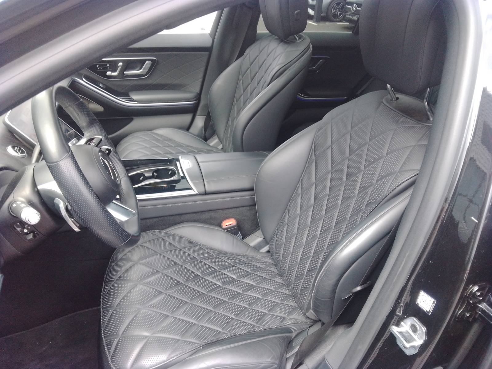 Image Mercedes-Benz CLASSE S 580 e Berline AMG Line  Classe S 580 e 9G-Tronic AMG Line