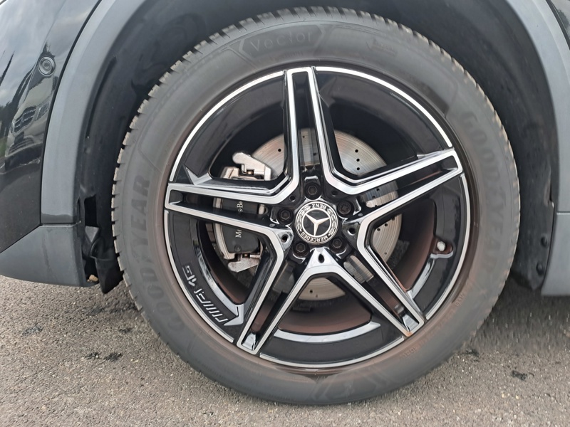 Image Mercedes-Benz GLA 200 AMG Line  