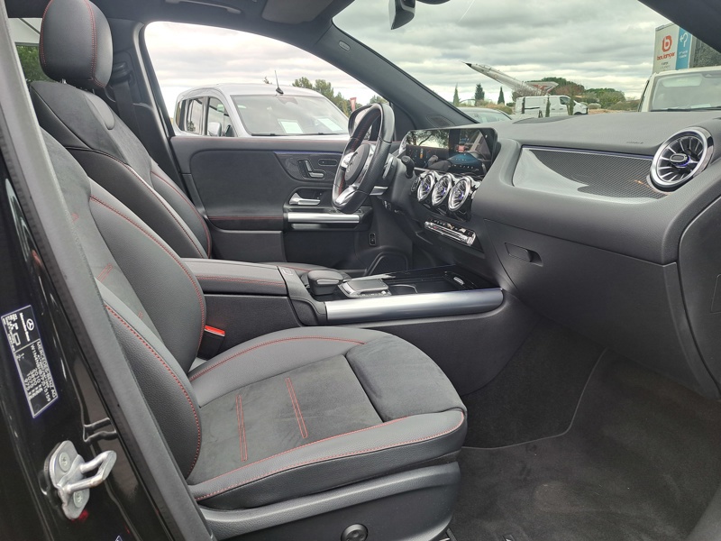 Image Mercedes-Benz GLA 200 AMG Line  