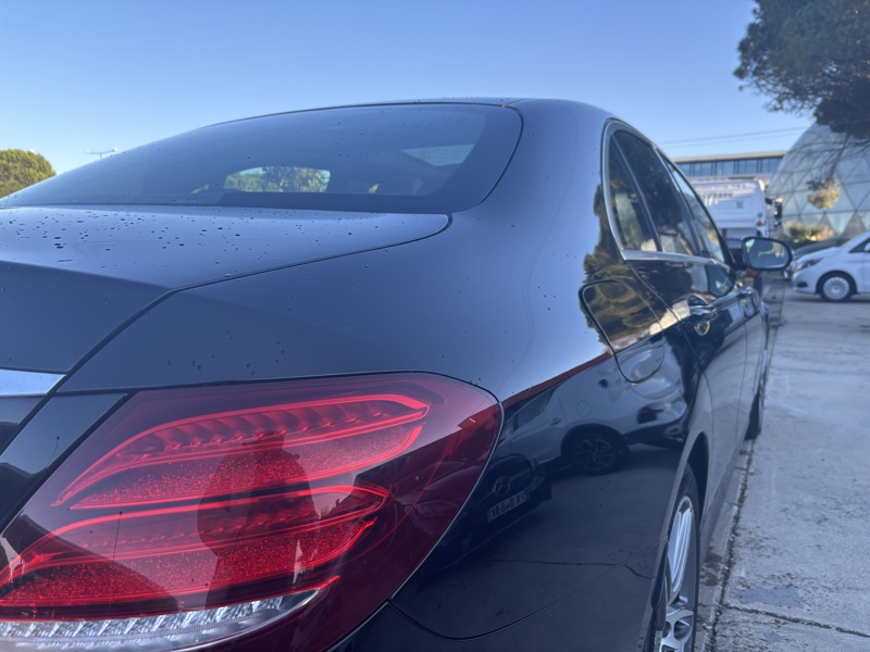 Image Mercedes-Benz CLASSE E BERLINE E 220 d Berline Sportline  Classe E 220 d 9G-Tronic Fascination