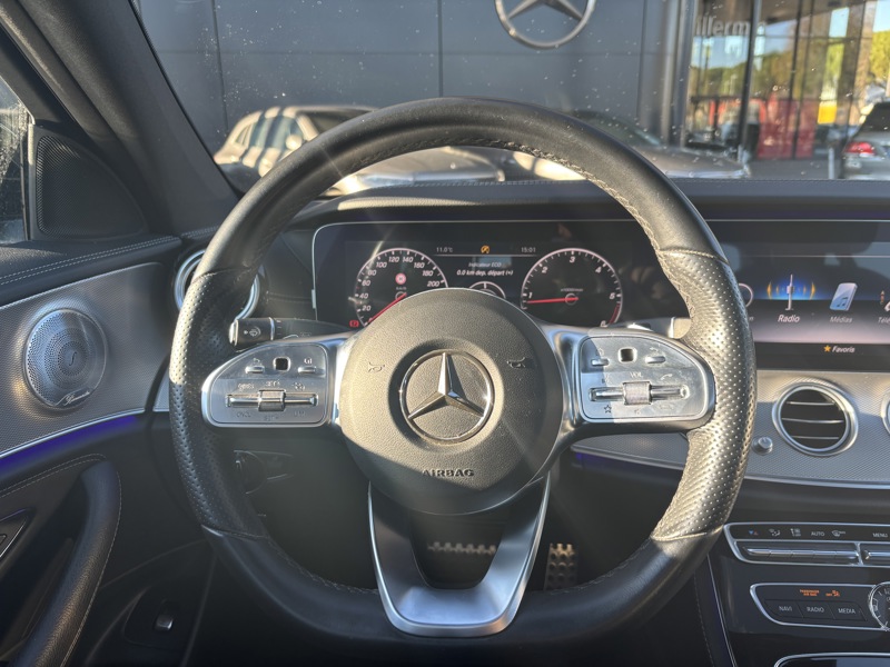 Image Mercedes-Benz CLASSE E BERLINE E 220 d Berline Sportline  Classe E 220 d 9G-Tronic Fascination