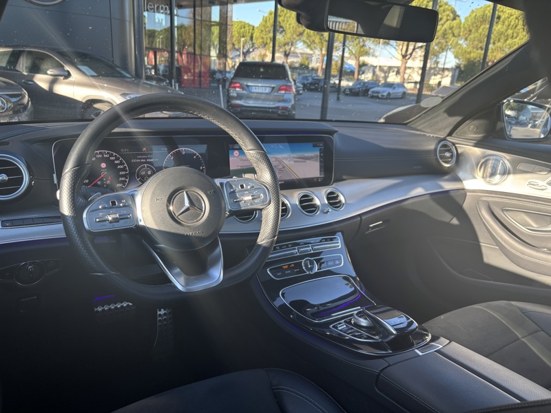 Image Mercedes-Benz CLASSE E BERLINE E 220 d Berline Sportline  Classe E 220 d 9G-Tronic Fascination