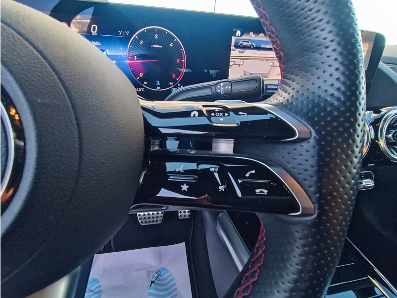 Image Mercedes-Benz GLA 200 d AMG Line  