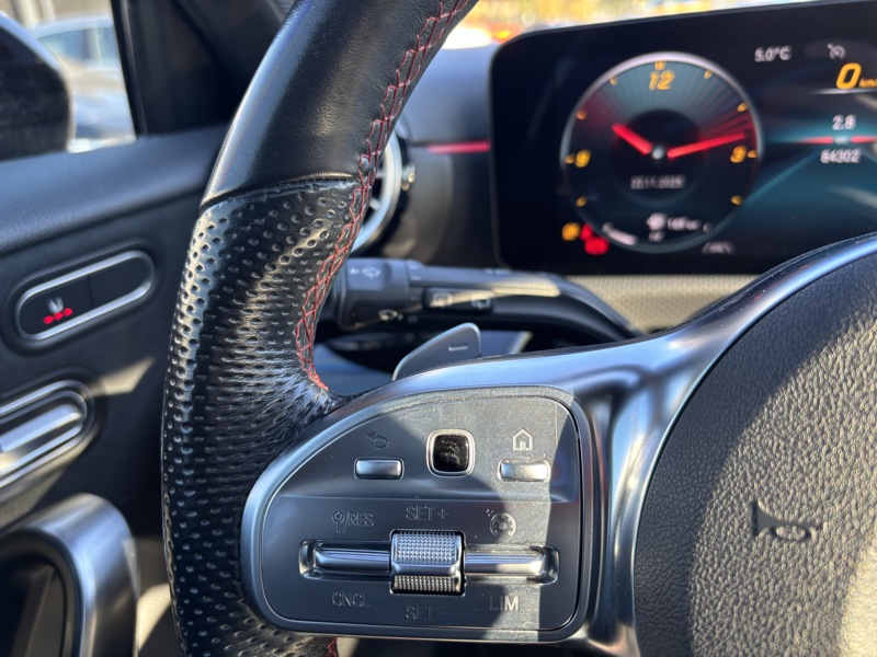 Image Mercedes-Benz CLASSE A 200 d AMG Line AMG Line 