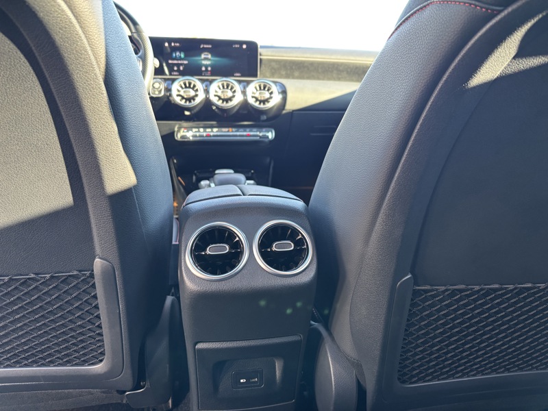 Image Mercedes-Benz CLASSE A 200 d AMG Line AMG Line 