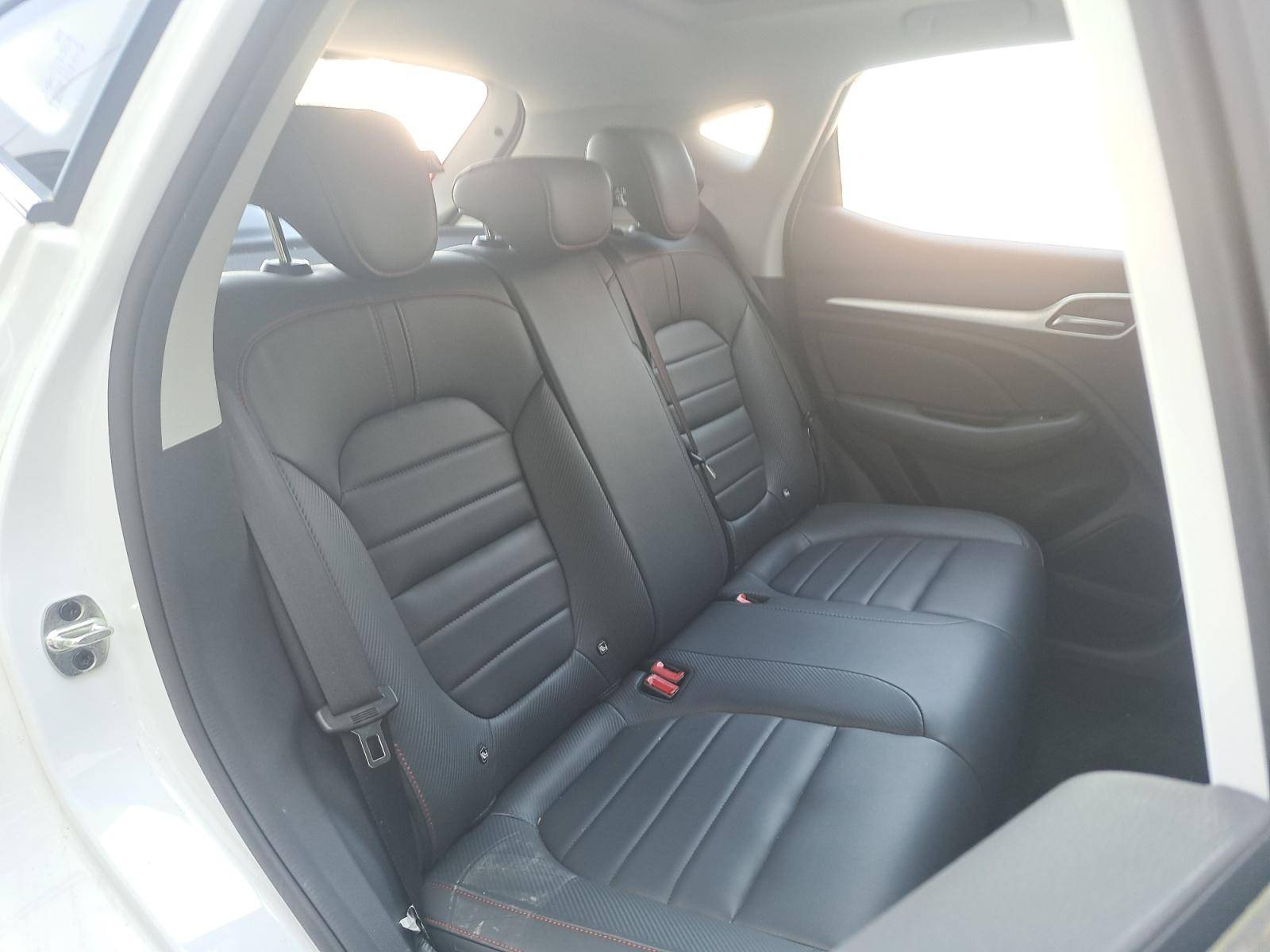 Image MG ZS Luxury  1.0 111 ch BVA6