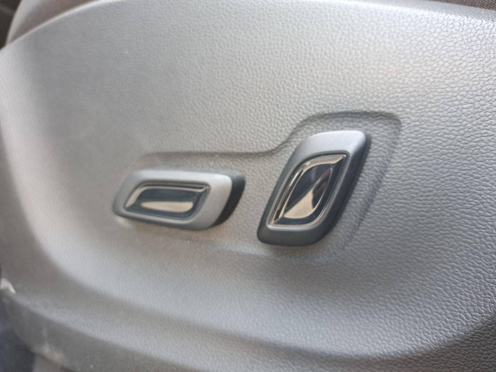 Image MG ZS Luxury  1.0 111 ch BVA6