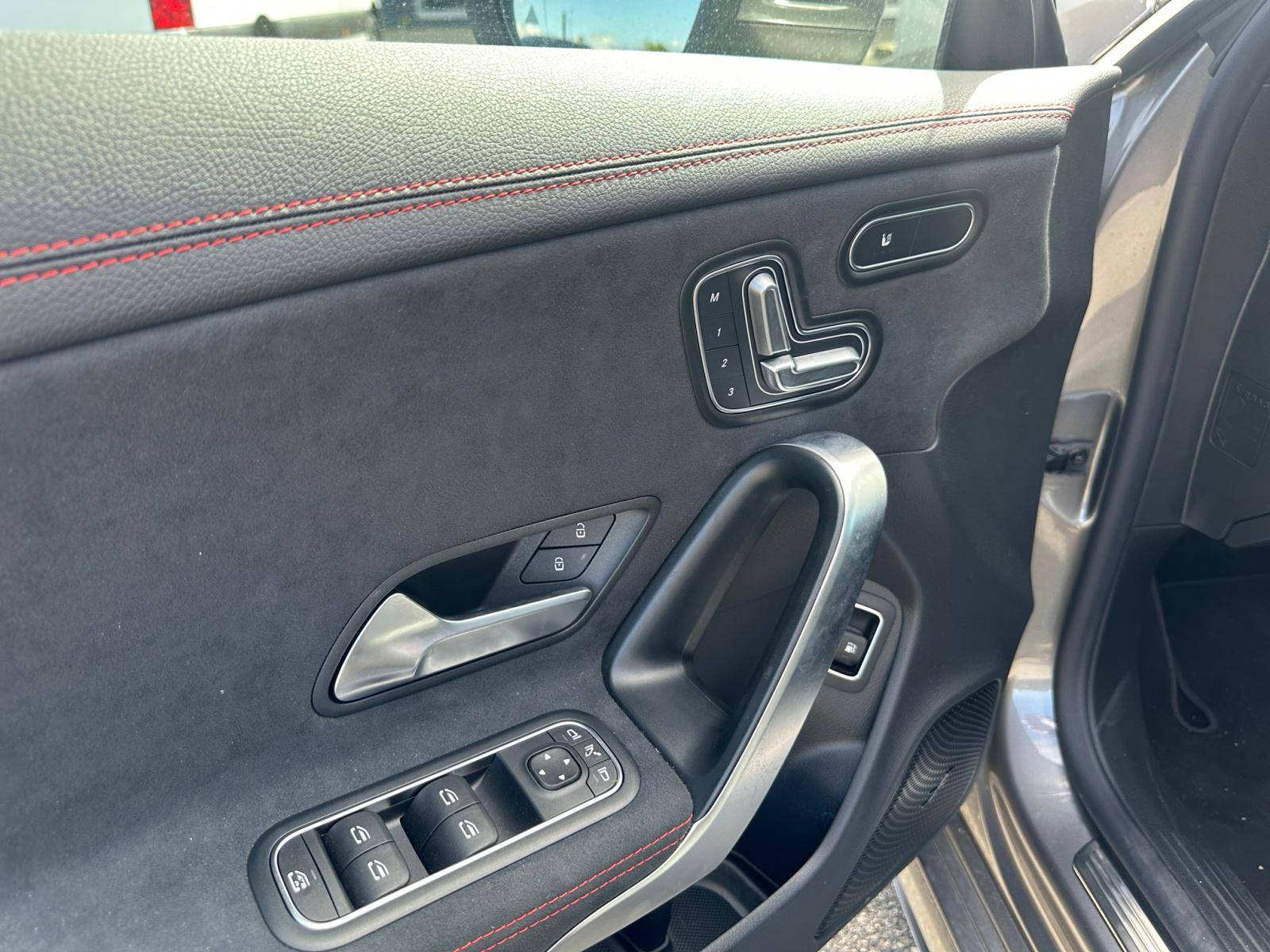 Image Mercedes-Benz CLA COUPÉ CLA 250 e Hybrid EQ Coupé AMG Line  CLA Coupé 250 e Hybrid EQ 8G-DCT AMG Line