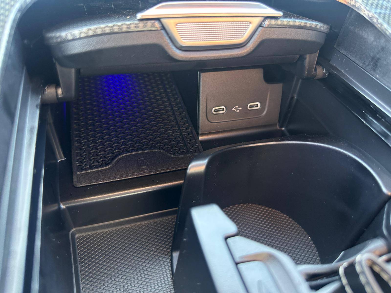 Image Mercedes-Benz CLASSE C BREAK Classe C 300 de Hybrid EQ Break AMG Line  Classe C 300 d e Hybrid EQ Break AMG Line