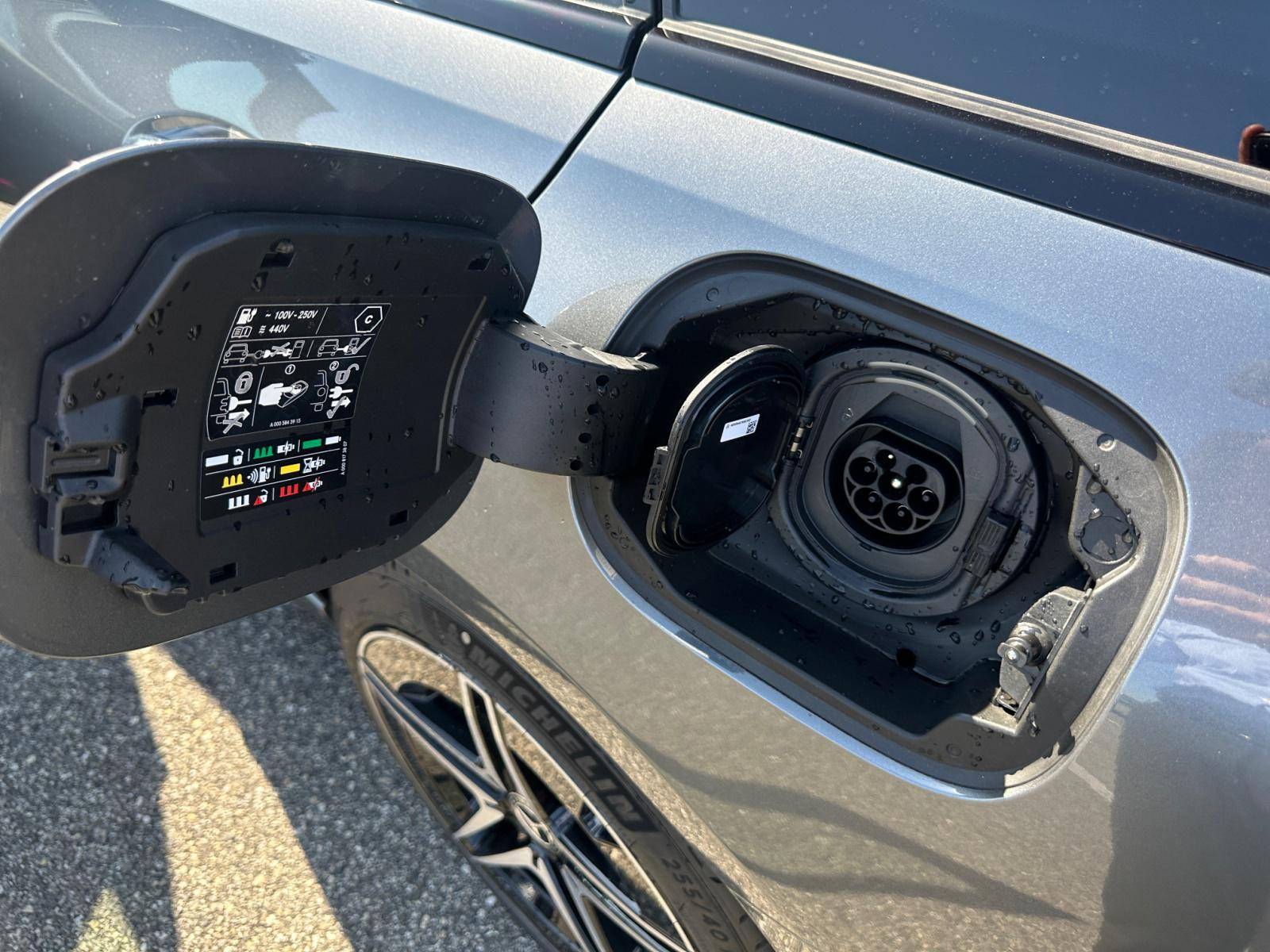 Image Mercedes-Benz CLASSE C BREAK Classe C 300 de Hybrid EQ Break AMG Line  Classe C 300 d e Hybrid EQ Break AMG Line