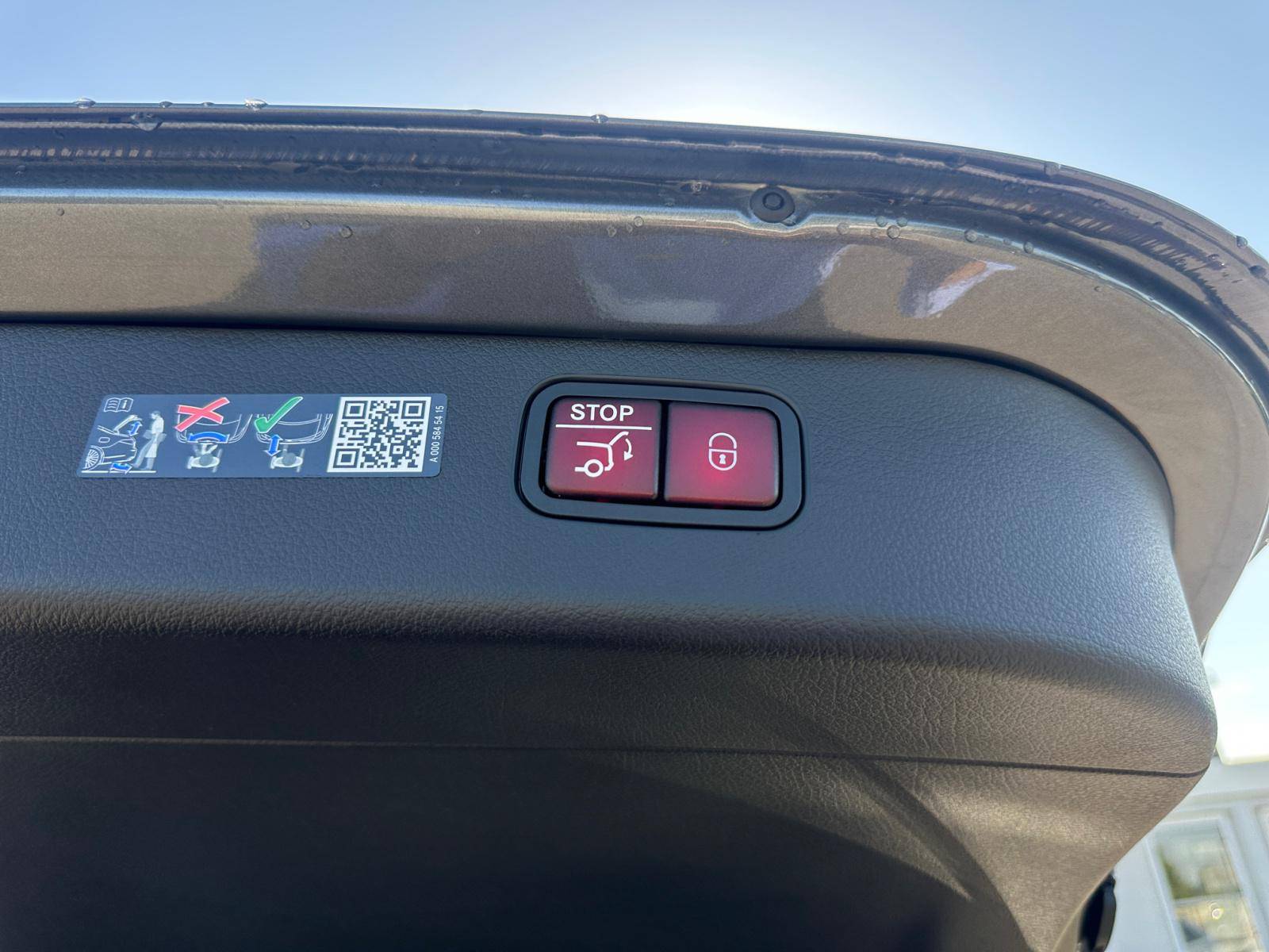 Image Mercedes-Benz CLASSE C BREAK Classe C 300 de Hybrid EQ Break AMG Line  Classe C 300 d e Hybrid EQ Break AMG Line