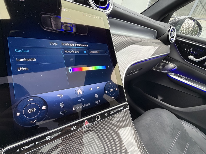 Image Mercedes-Benz GLC SUV GLC 220 d 4MATIC AMG Line  GLC 220 d 4MATIC AMG Line