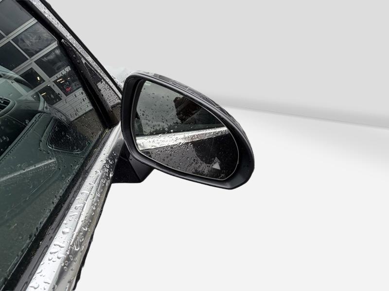 Image Mercedes-Benz GLC SUV GLC 220 d 4MATIC AMG Line  GLC 220 d 4MATIC AMG Line