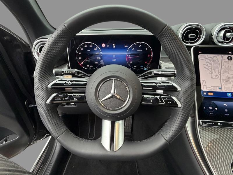 Image Mercedes-Benz GLC SUV GLC 220 d 4MATIC AMG Line  GLC 220 d 4MATIC AMG Line